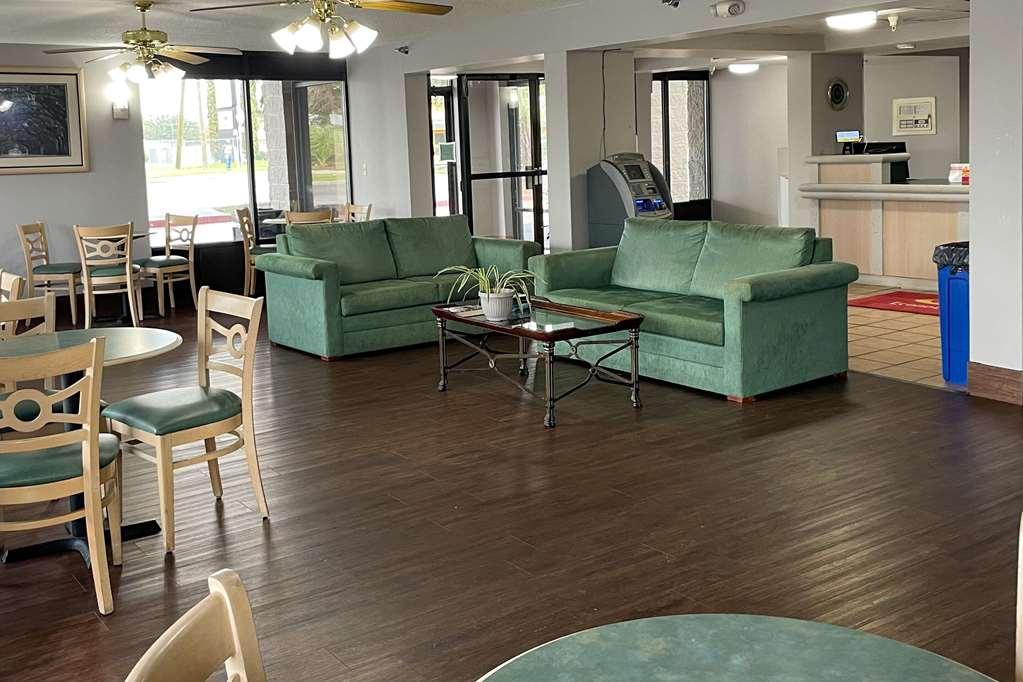 Econo Lodge Georgetown Интериор снимка